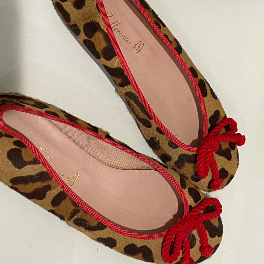 Pretty Ballerinas Leopard Animal Print Ballet Flat with Red Bow